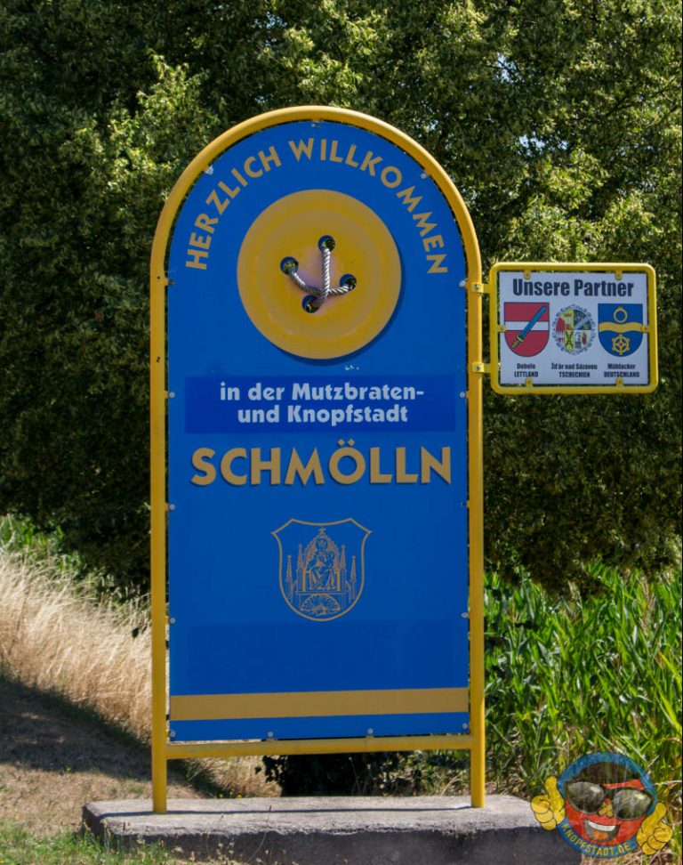 Schmölln: Beim Rangieren Pkw nicht bemerkt. Schmölln: Beim Rangieren Pkw nicht bemerkt.