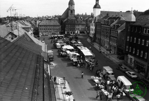 1990 - Marktplatz Schmölln - Wochenmarkt - Knopfstadt.de